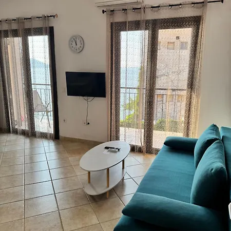 公寓 Alexis 皮洛斯