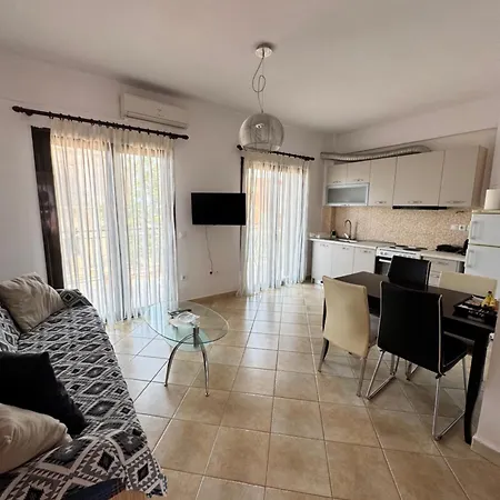Alexis Apartament *